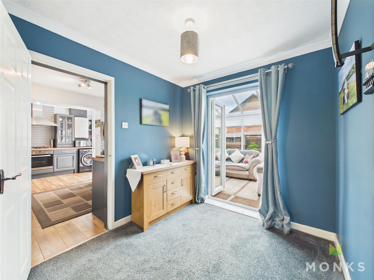 3 Buckingham Close, Oswestry, SY11 2XJ For Sale